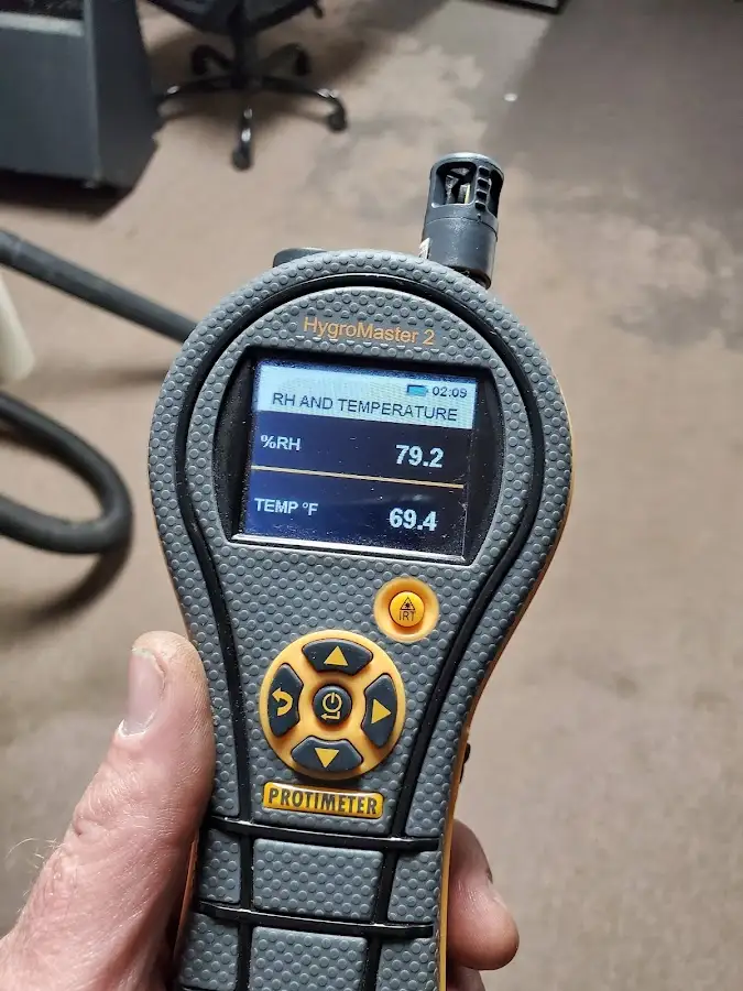 Moisture meter humidity assessment for Mold Remediation & Removal in Bridgeport